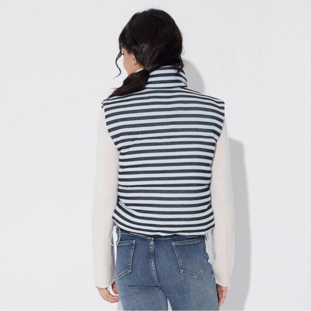 Wild Fable Knit Full Zip Puffer Vest - HEAVY - Striped Blue - NWT - Picture 2 of 10